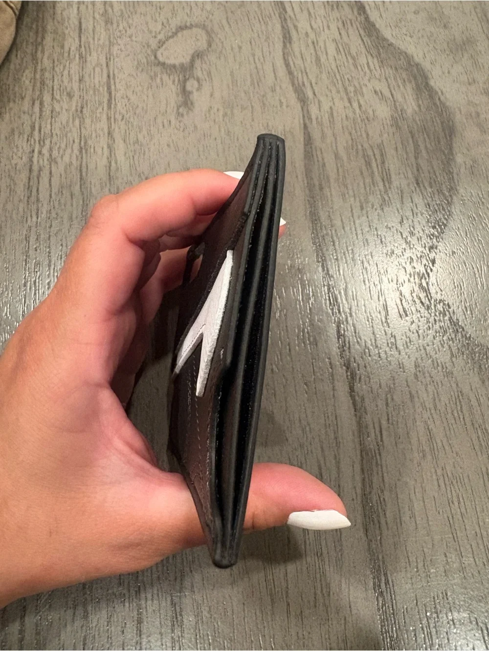 * New Nike icon air max 90 wallet Black and White Swoosh Cardholder